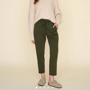 XIRENA Rex Purple Tuxedo Sprite Pull On Straight Leg Jogger Pants Women’s XS